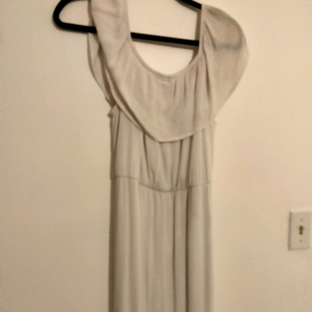 COPY - Beautiful maxi dress all items marked $10 or less are 10 for $25
